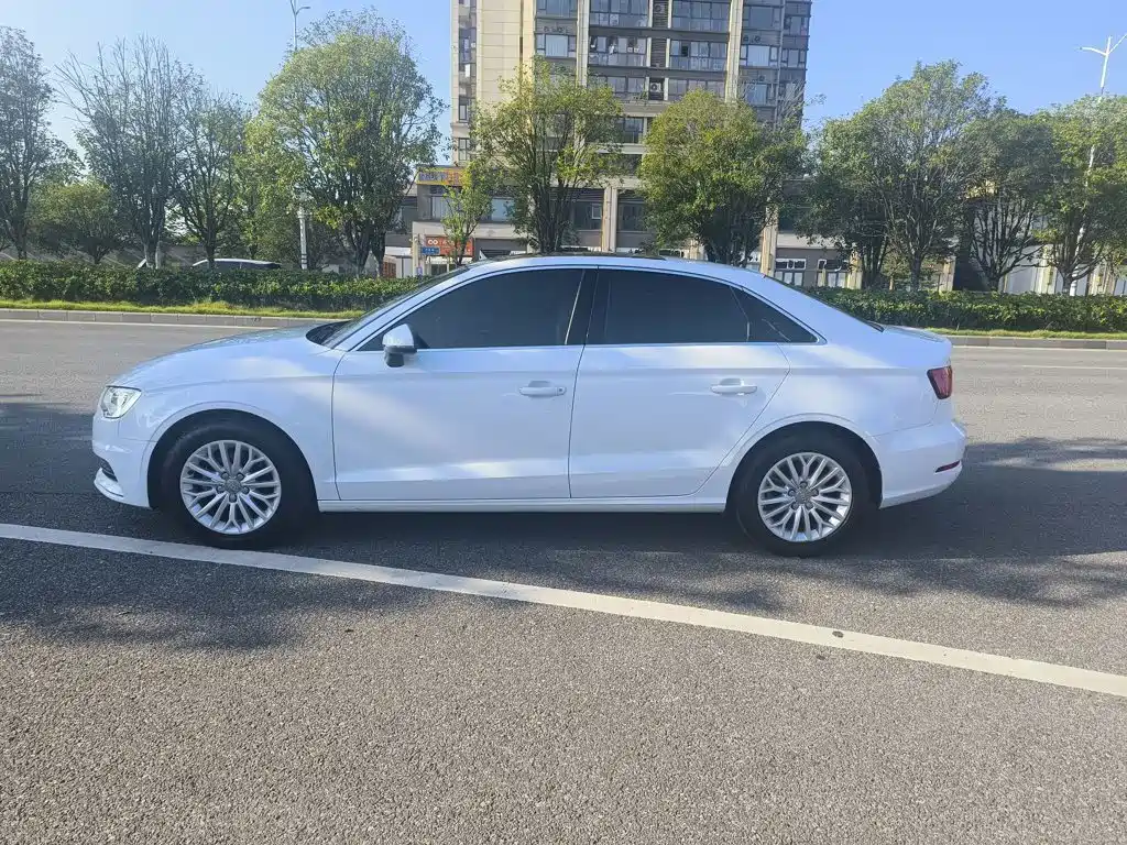 Audi A3 — миниатюра 11