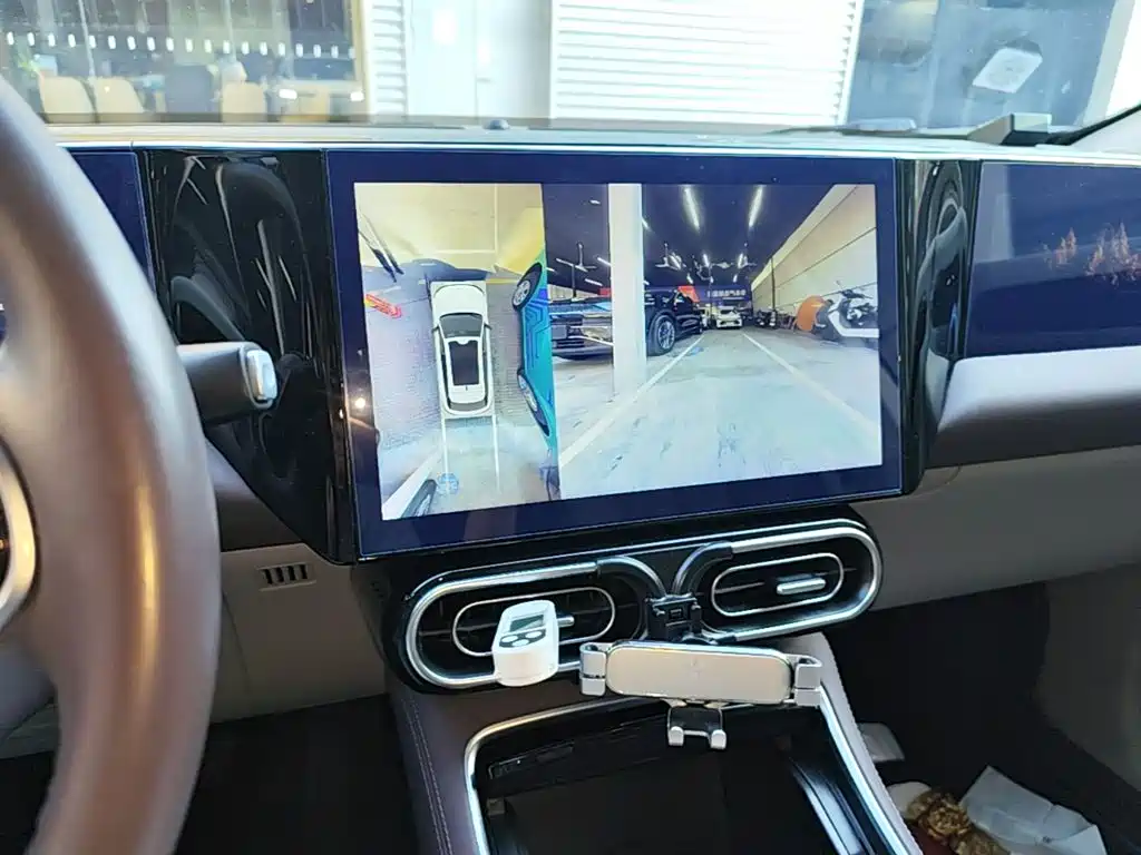Leapmotor Leapmotor C11 — миниатюра 13