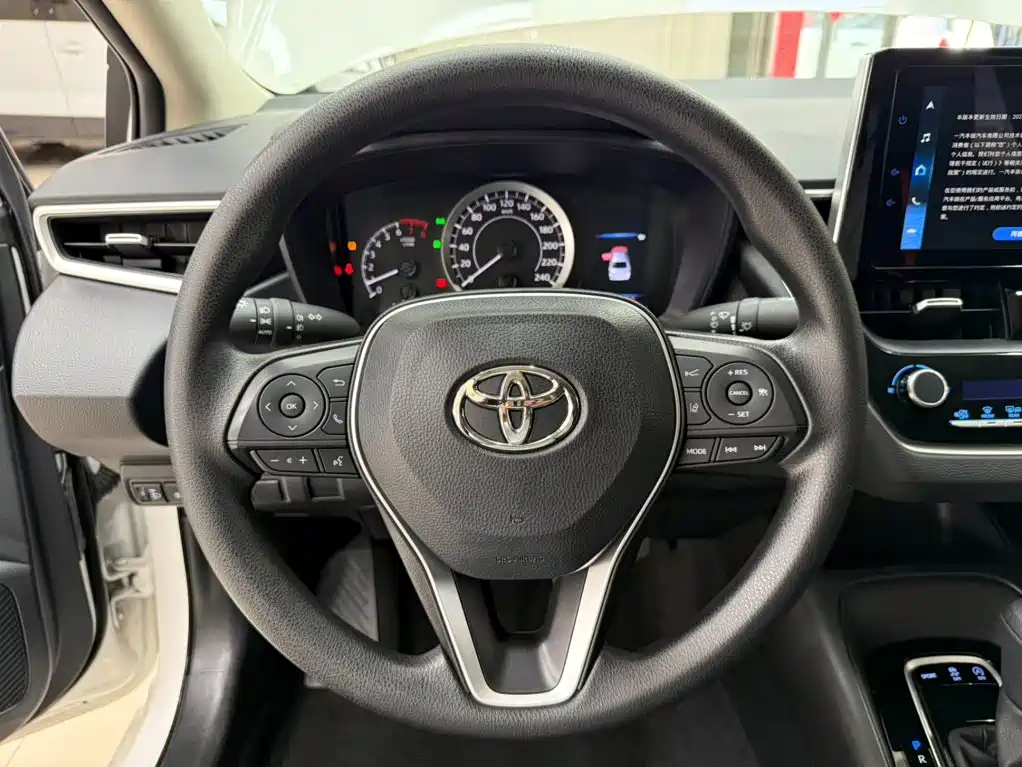 Toyota Corolla — миниатюра 11