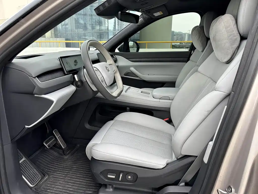 NIO ES8 — миниатюра 4