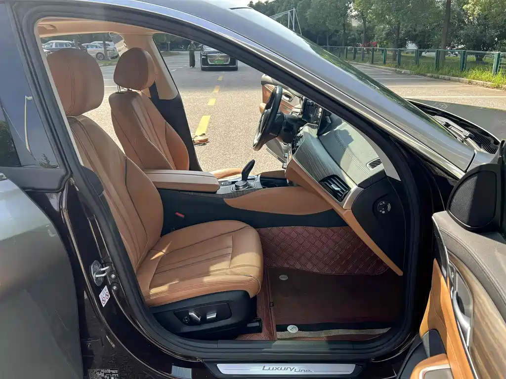 BMW 6 Series GT — миниатюра 8