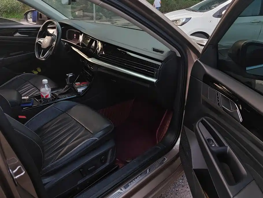 Volkswagen Passat — миниатюра 8