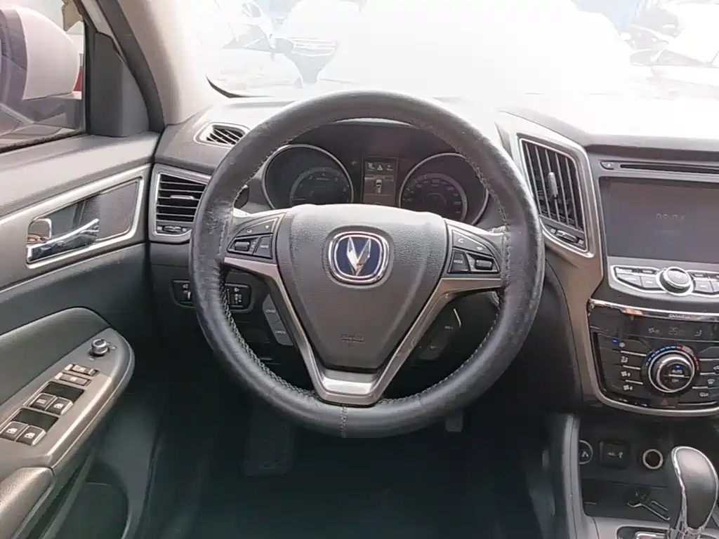 Changan CS75 — миниатюра 11