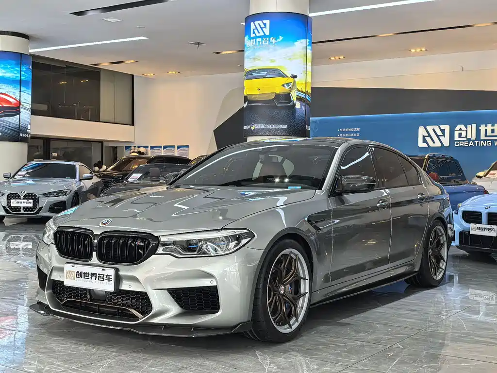 BMW M5