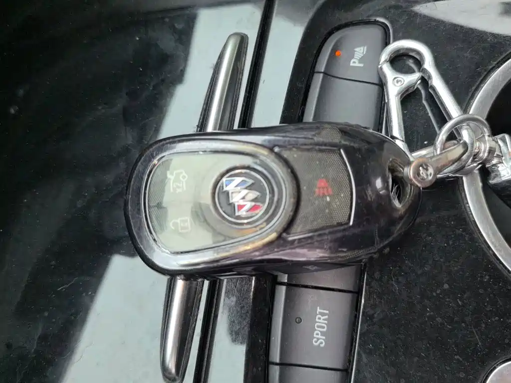 Buick Regal — миниатюра 9