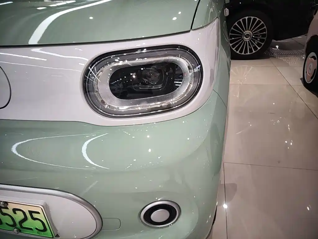 Wuling MINIEV — миниатюра 24