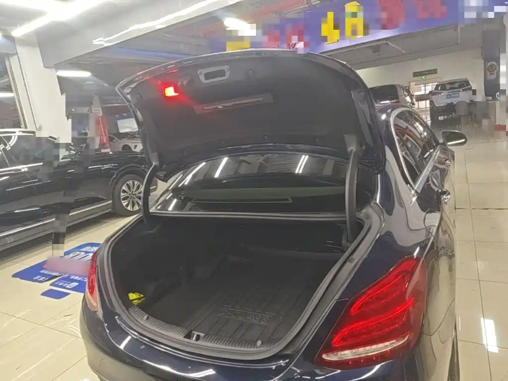 Mercedes-Benz C-Class — миниатюра 19