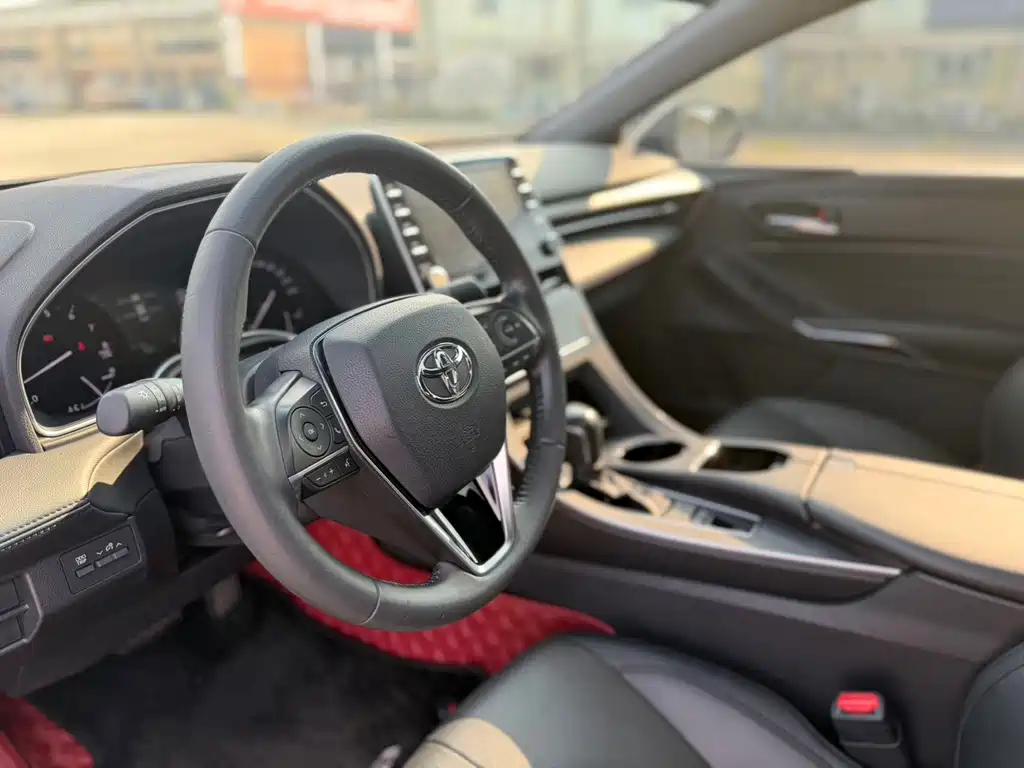 Toyota Avalon — миниатюра 6