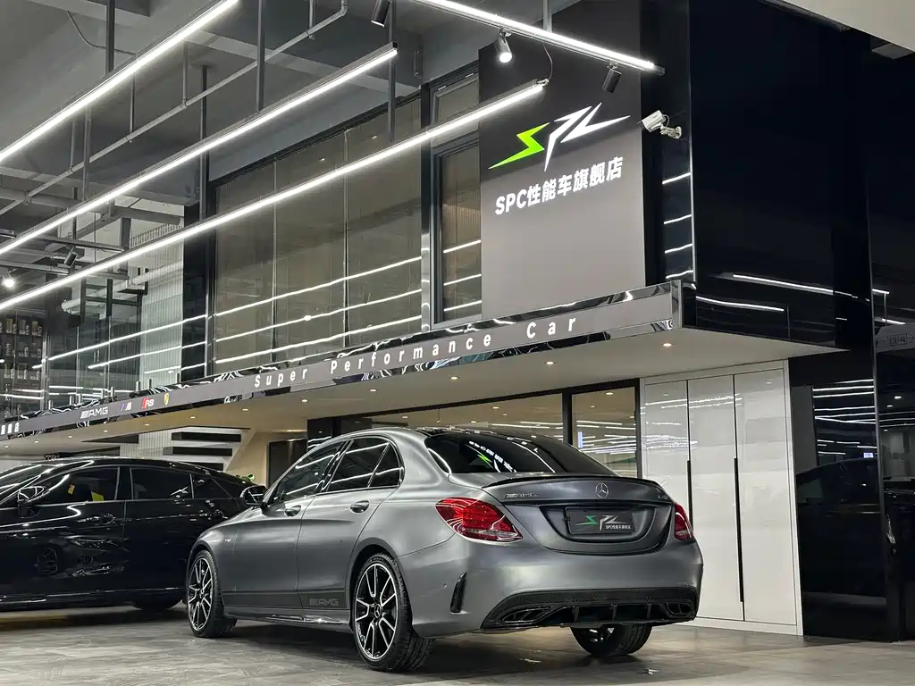 MERCEDES-BENZ C CLASS AMG