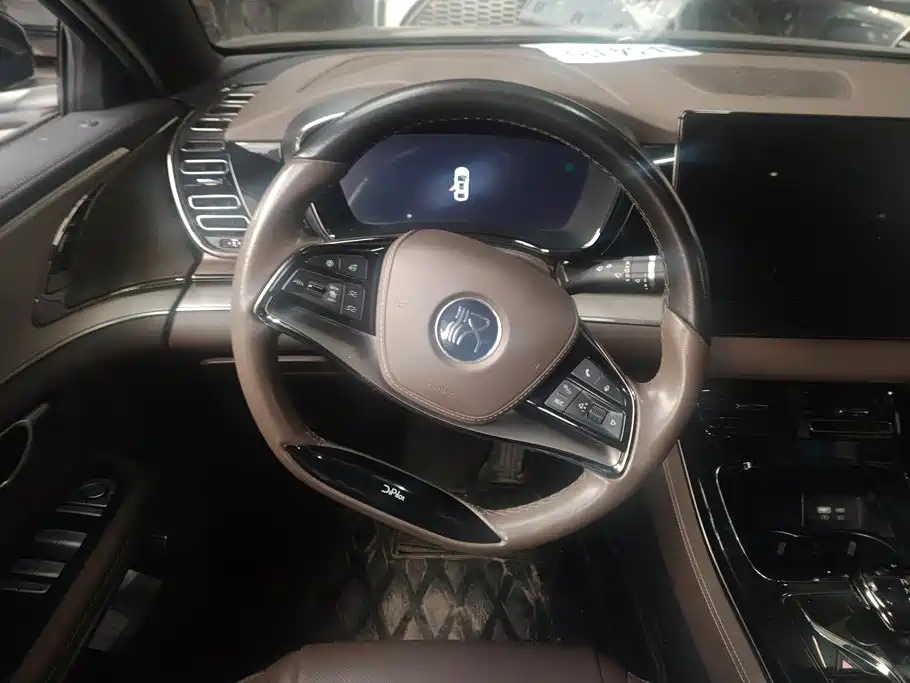 BYD Han — миниатюра 15