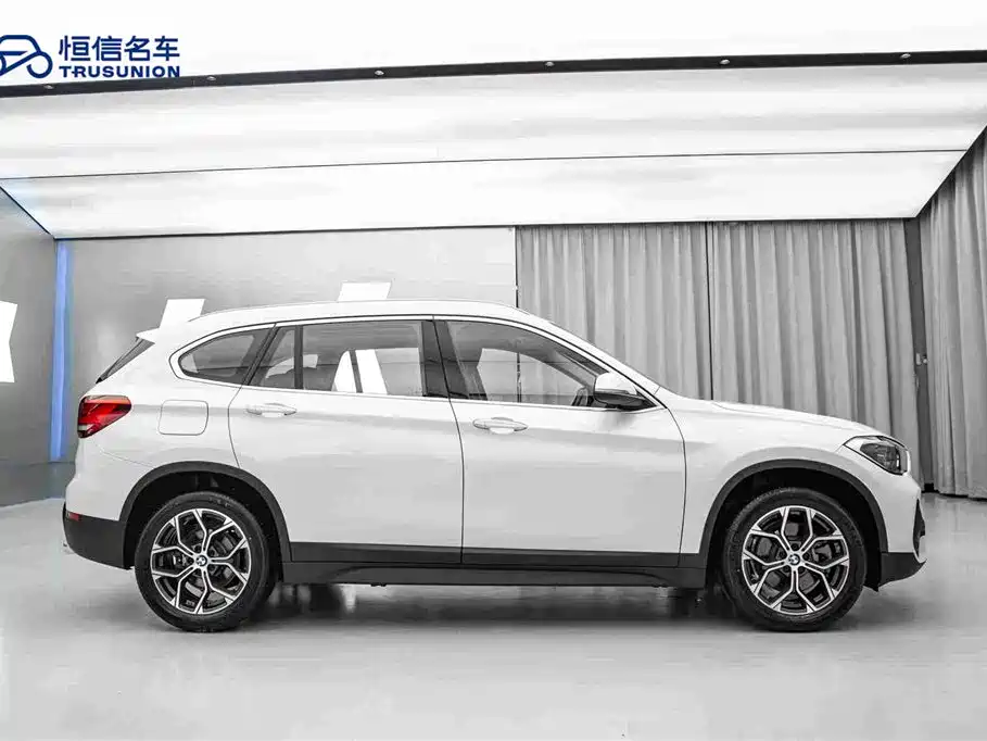 BMW X1 — миниатюра 4
