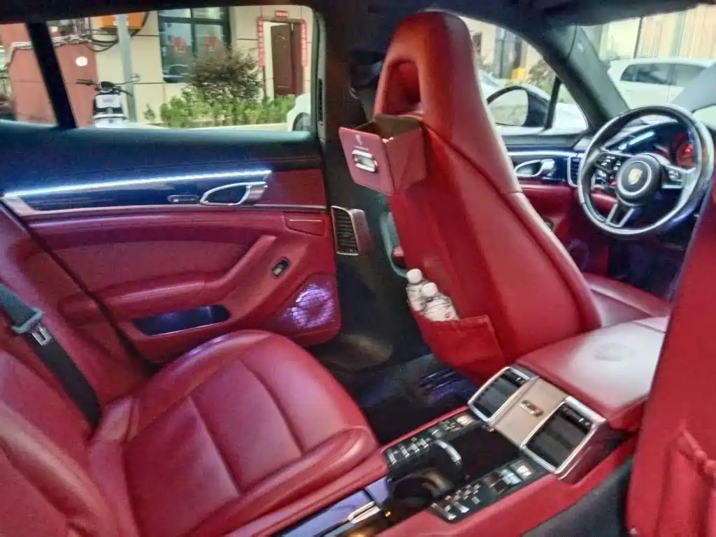 Porsche Panamera — миниатюра 3