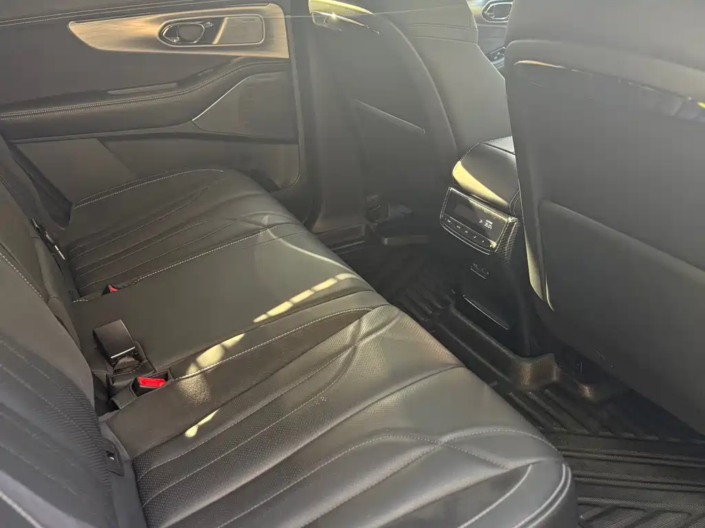 GAC Motor Trumpchi ES9 — миниатюра 8
