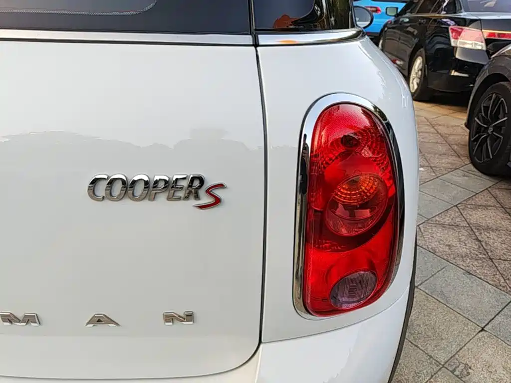 MINI Mini Countryman — миниатюра 8