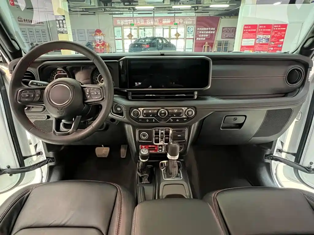 Jeep Wrangler — миниатюра 8