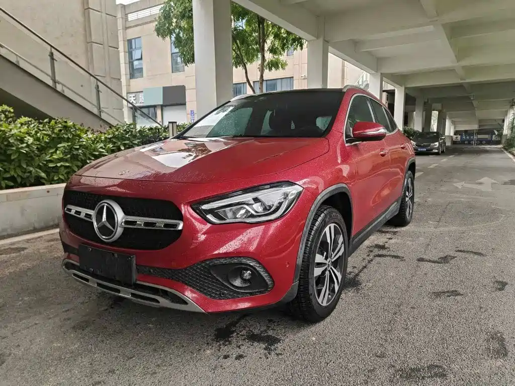 Mercedes-Benz GLA