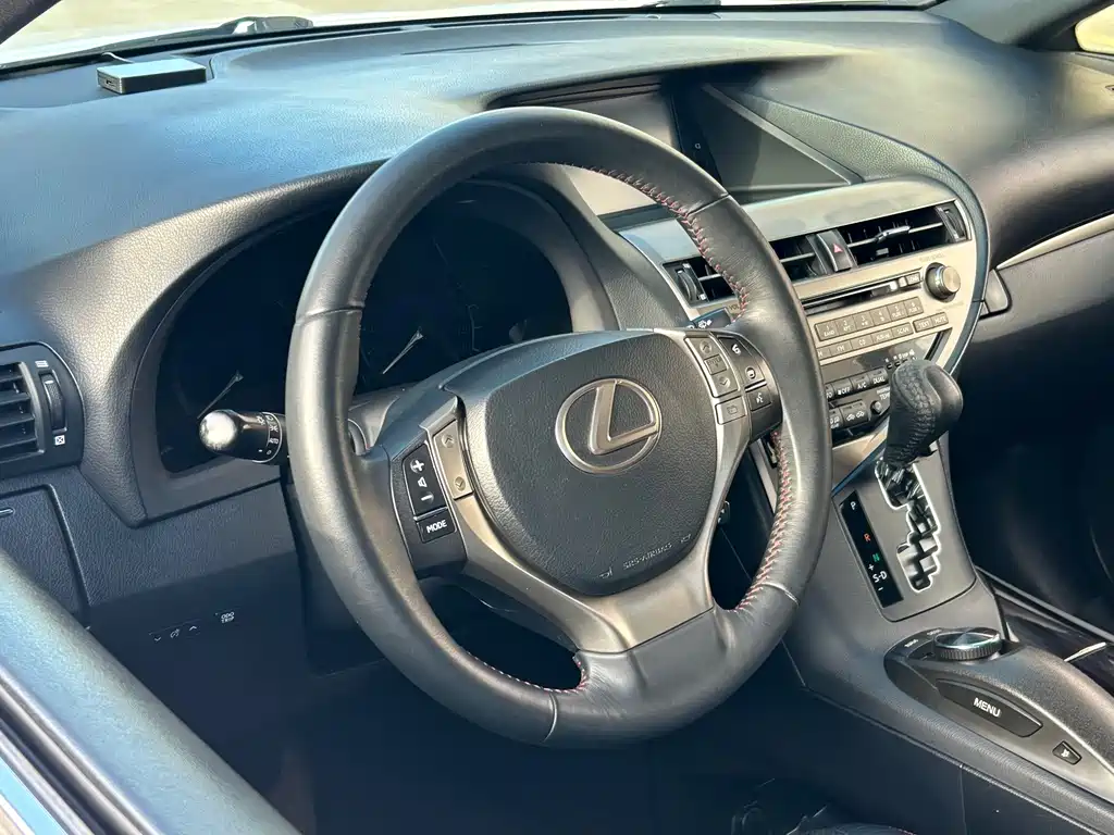 Lexus RX Classic — миниатюра 11