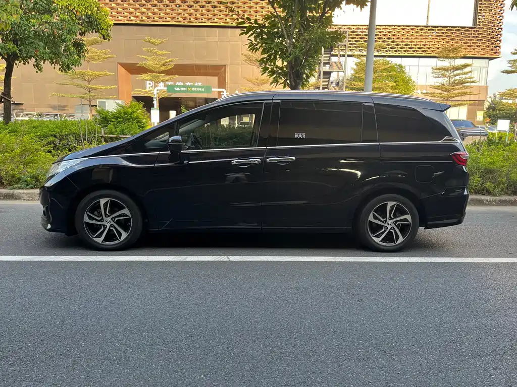 Honda Odyssey — миниатюра 7