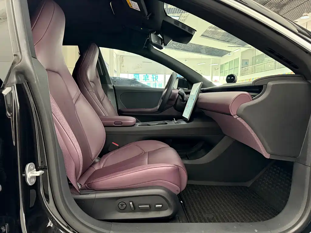 NIO ET5 — миниатюра 9