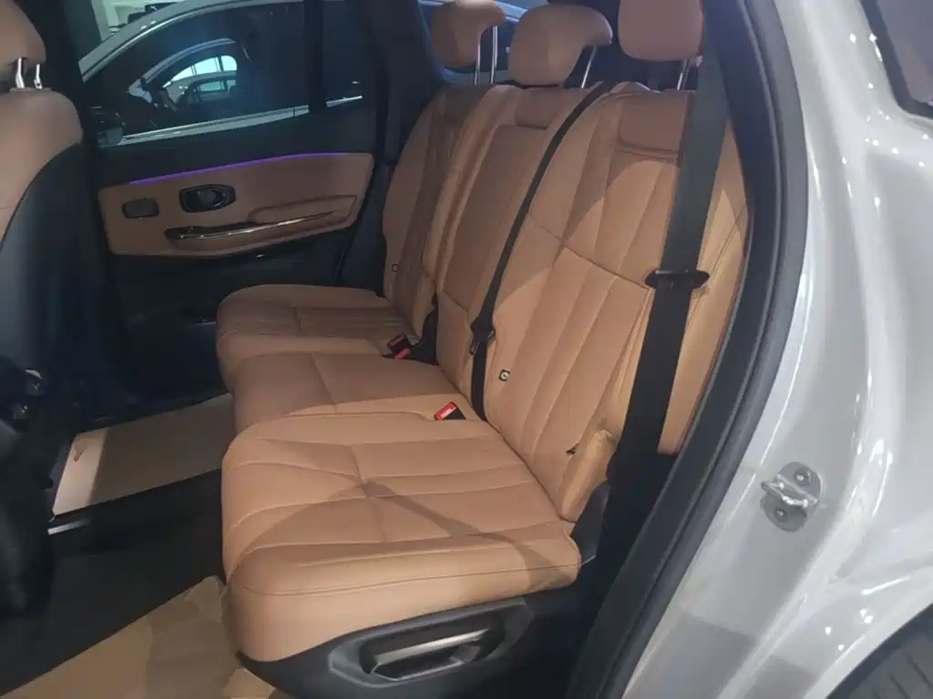 NIO ES8 — миниатюра 17