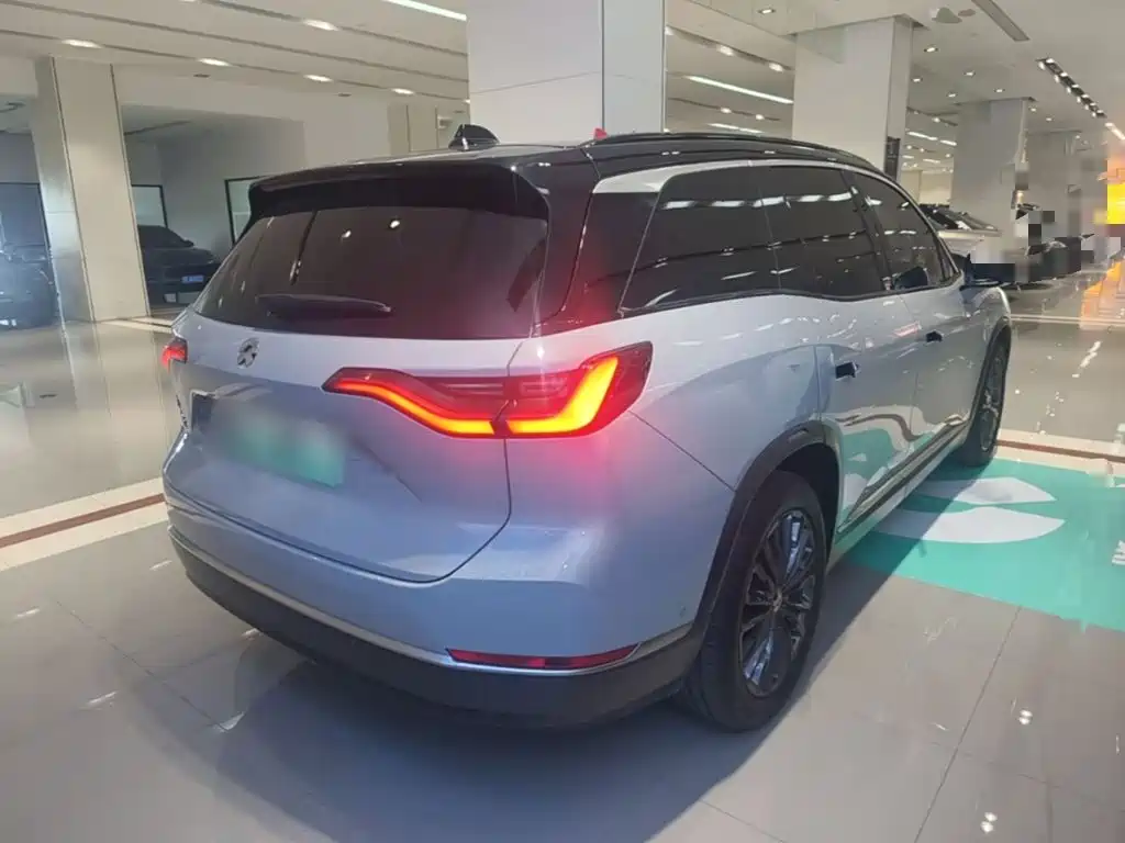 NIO ES8 — миниатюра 7