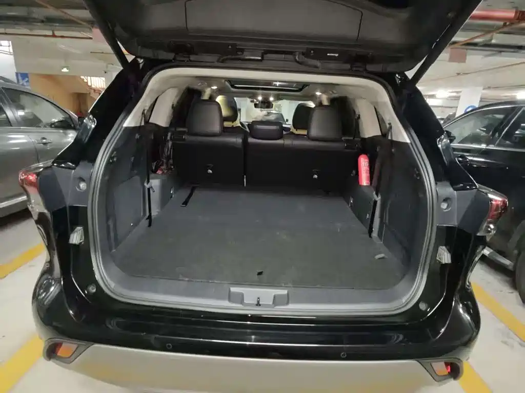 Toyota Highlander — миниатюра 10
