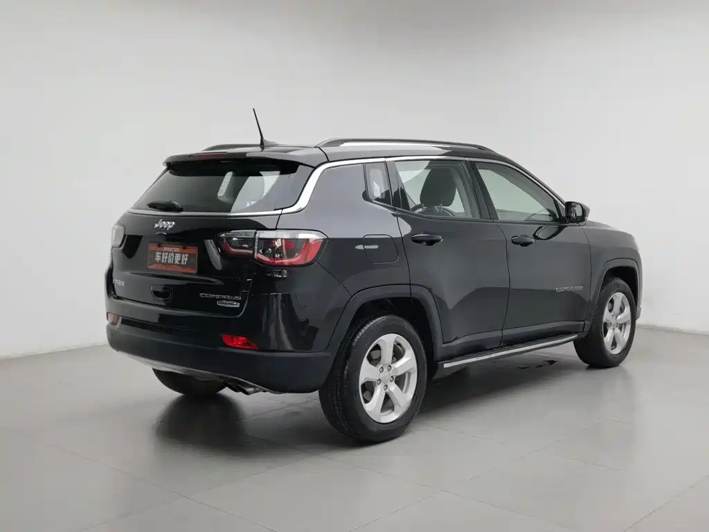 Jeep Compass — миниатюра 2
