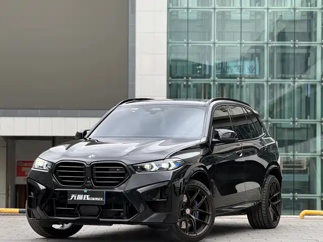 BMW X5 M 2025
