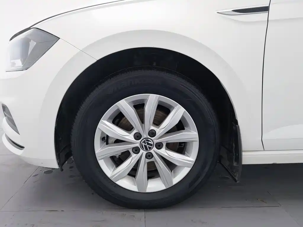 Volkswagen Polo — миниатюра 17