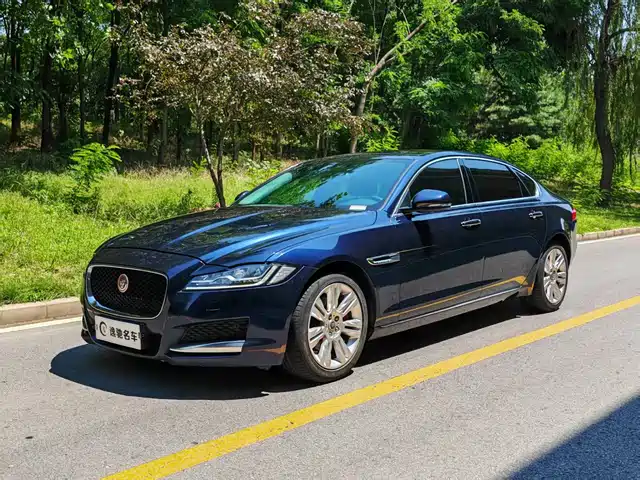 Jaguar XFL 2018 XFL 2.0 T 250 PS — фото 1