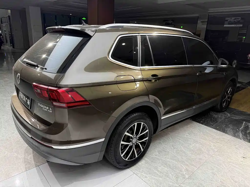 Volkswagen Tiguan L — миниатюра 6