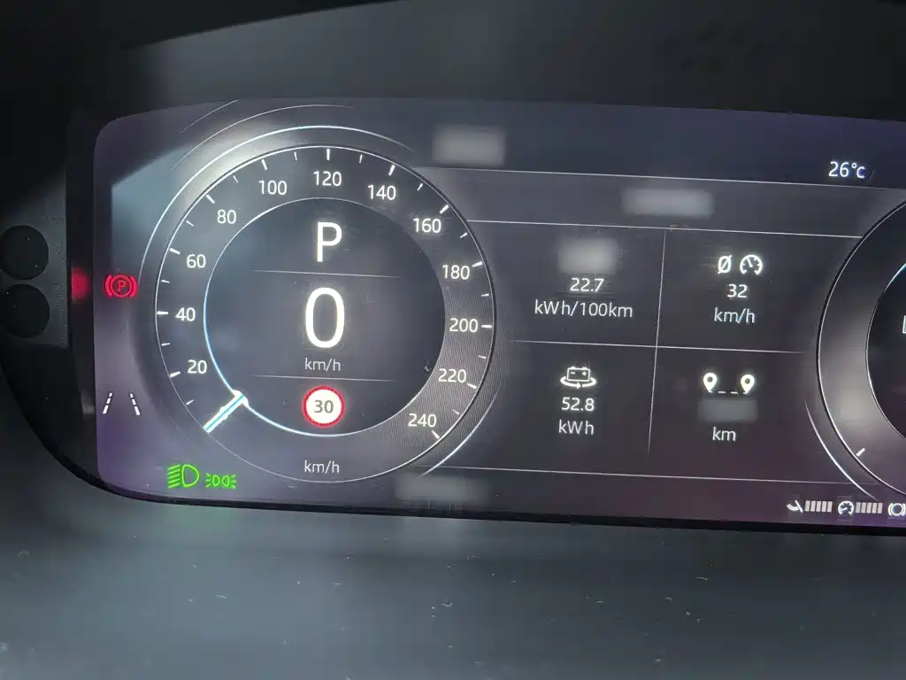 Jaguar I-PACE — миниатюра 4