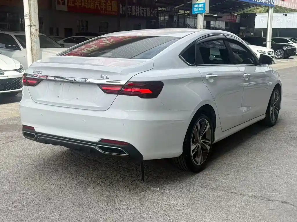 Geely Binrui — миниатюра 8