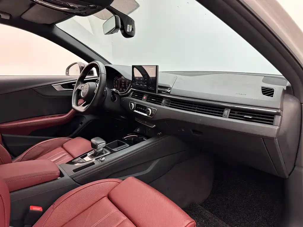 Audi A4L — миниатюра 11