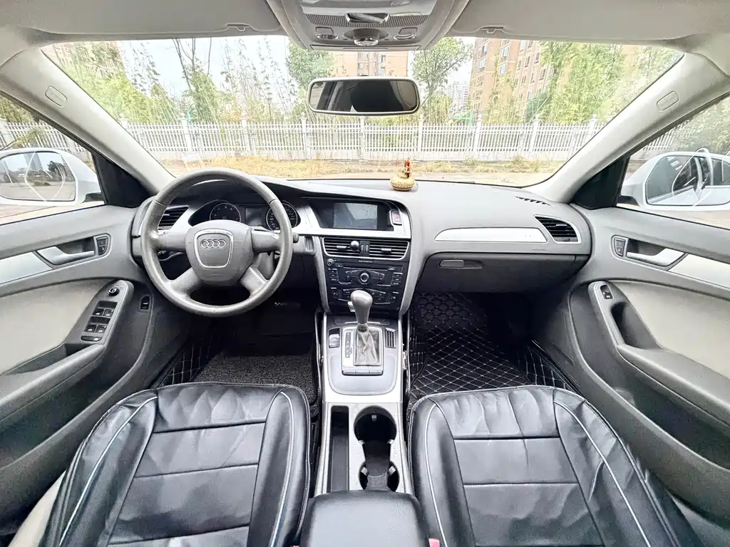 Audi A4L — миниатюра 14