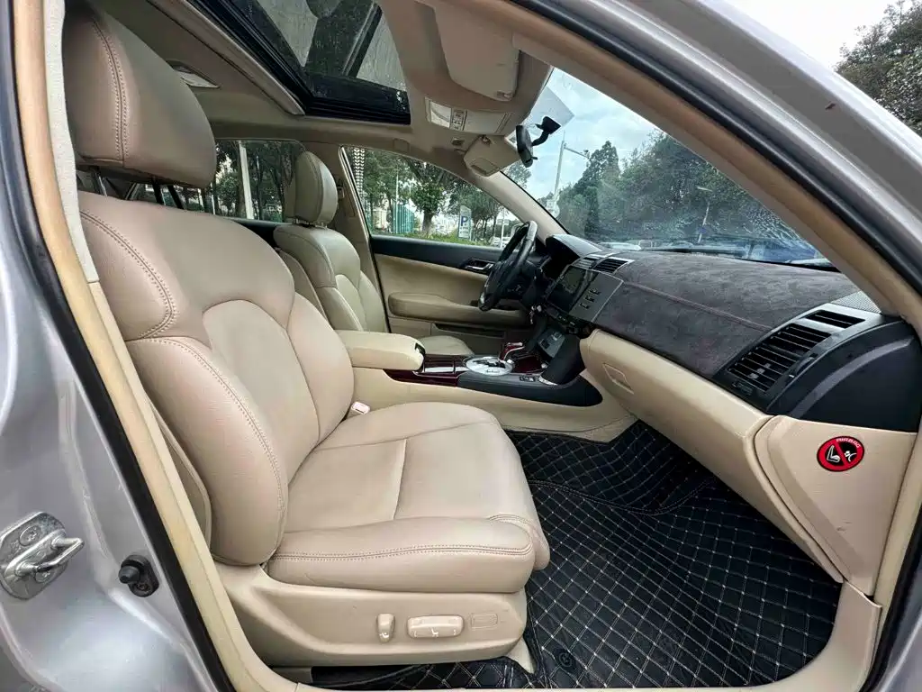 Toyota Reiz — миниатюра 16
