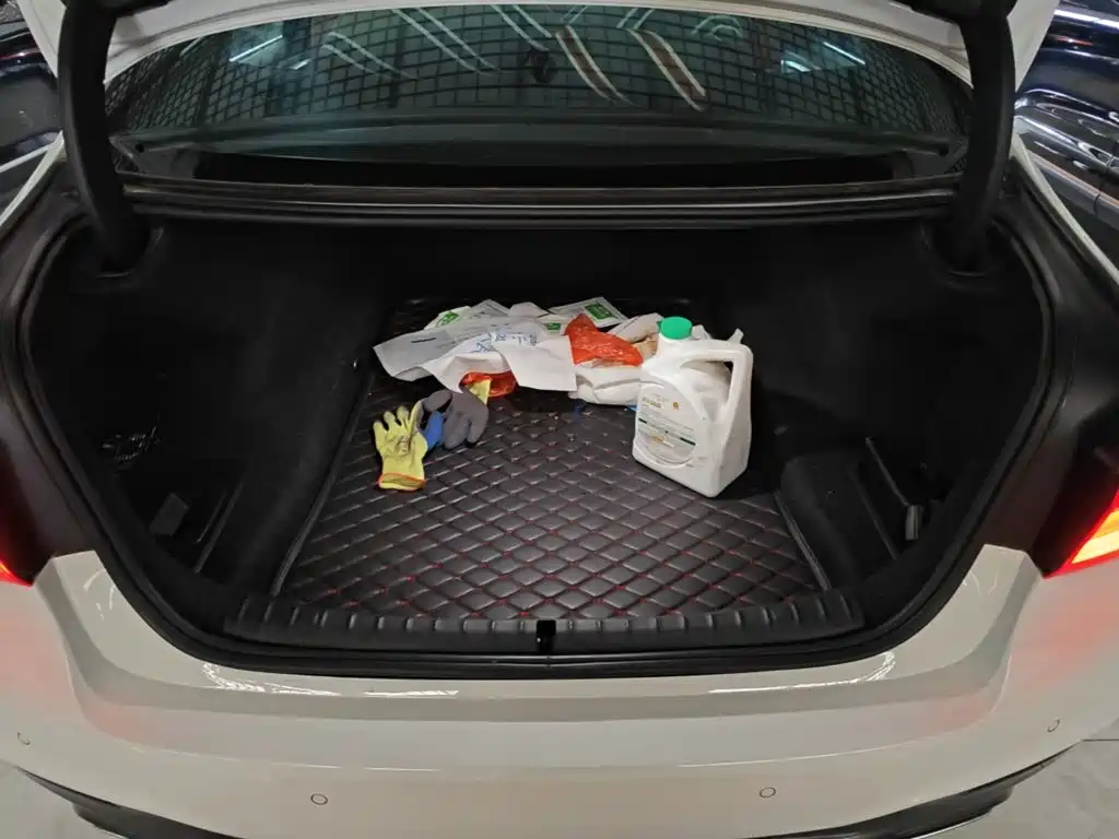 BMW 5 Series (Import) — миниатюра 19