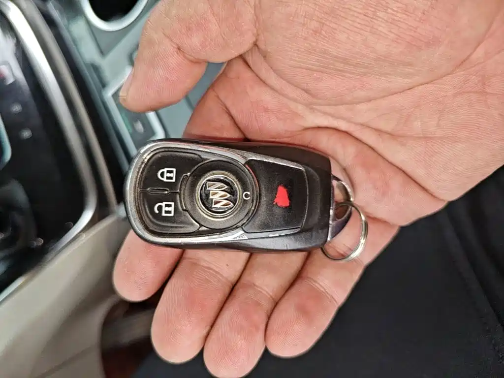 Buick GL8 — миниатюра 9