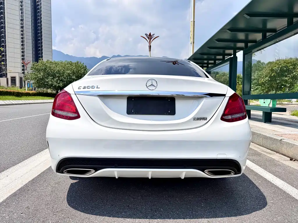 Mercedes-Benz C-Class — миниатюра 6