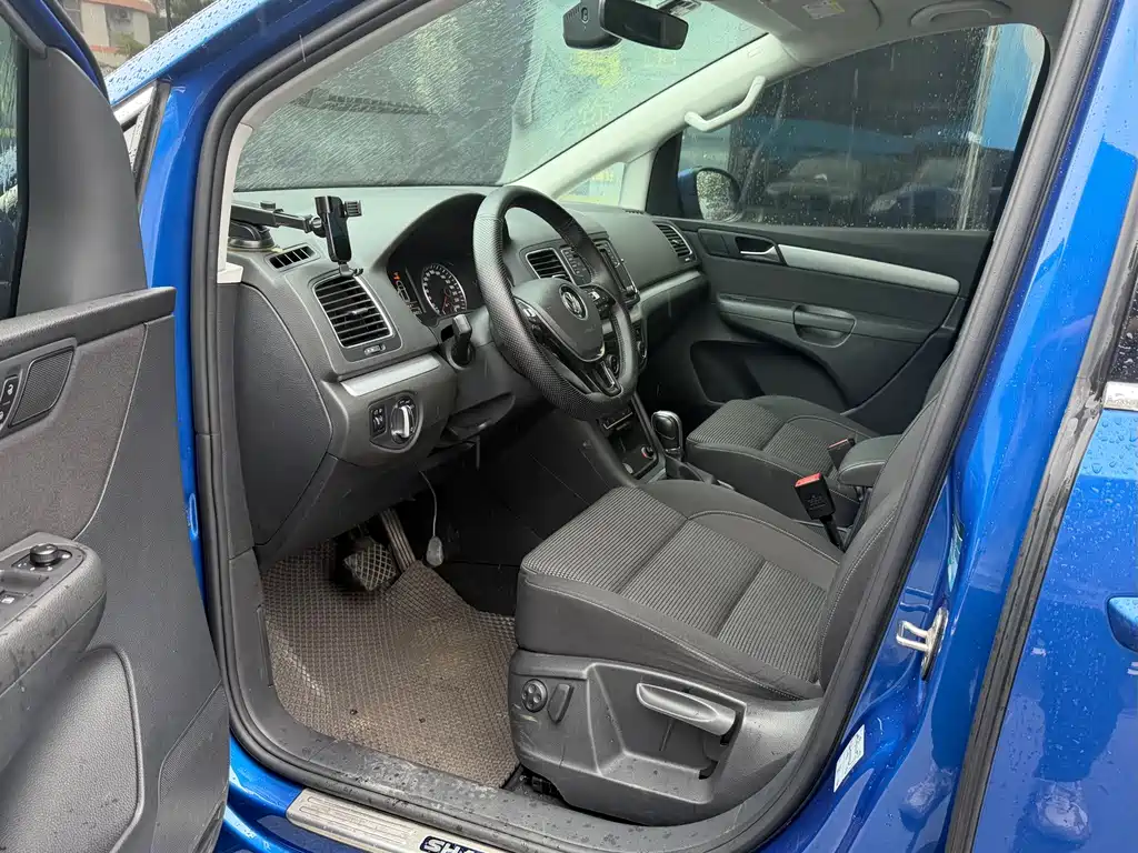 Volkswagen Sharan — миниатюра 4