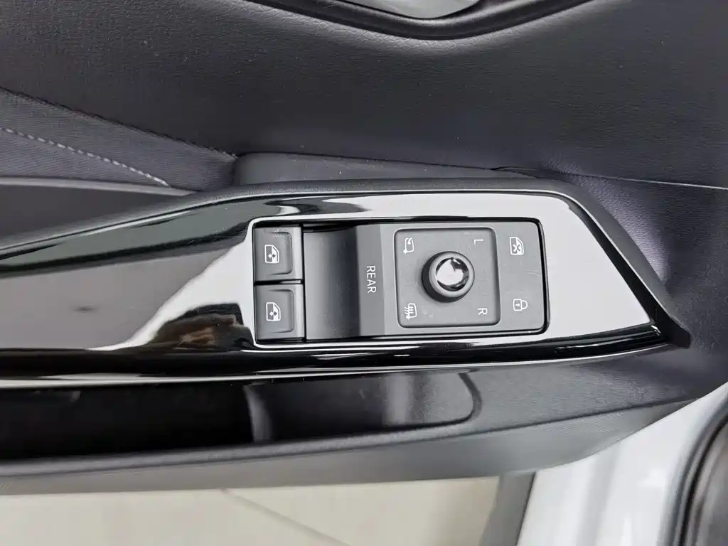 Volkswagen ID.3 — миниатюра 9