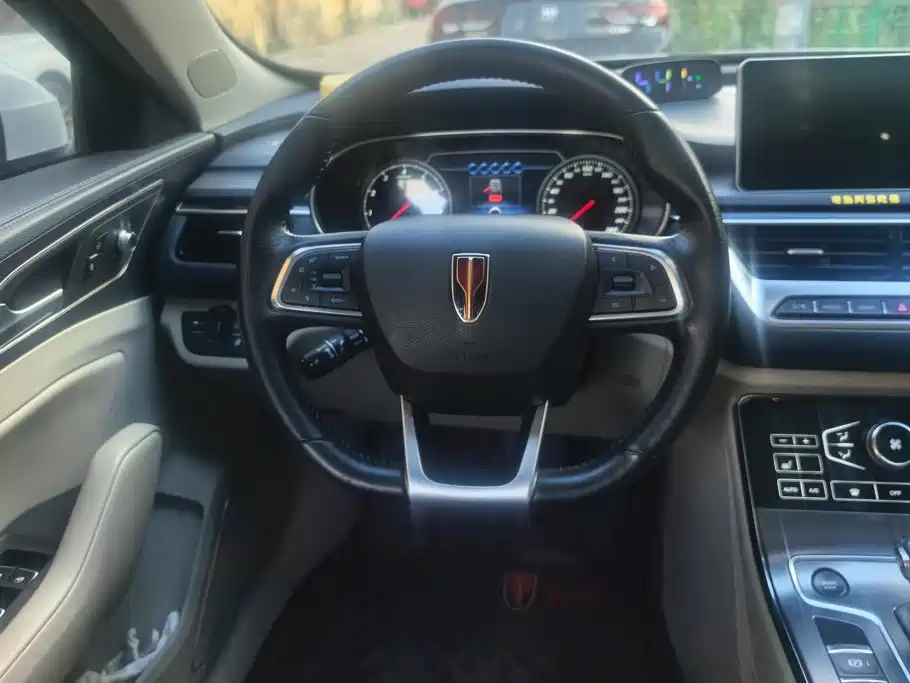 Hongqi Hongqi H5 — миниатюра 15