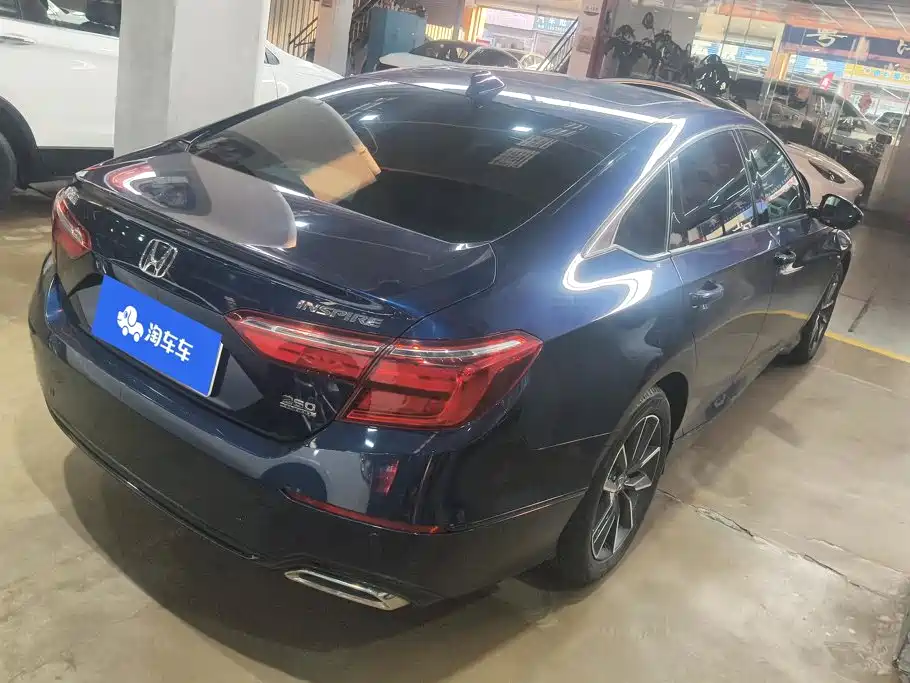 Honda Inspire — миниатюра 3