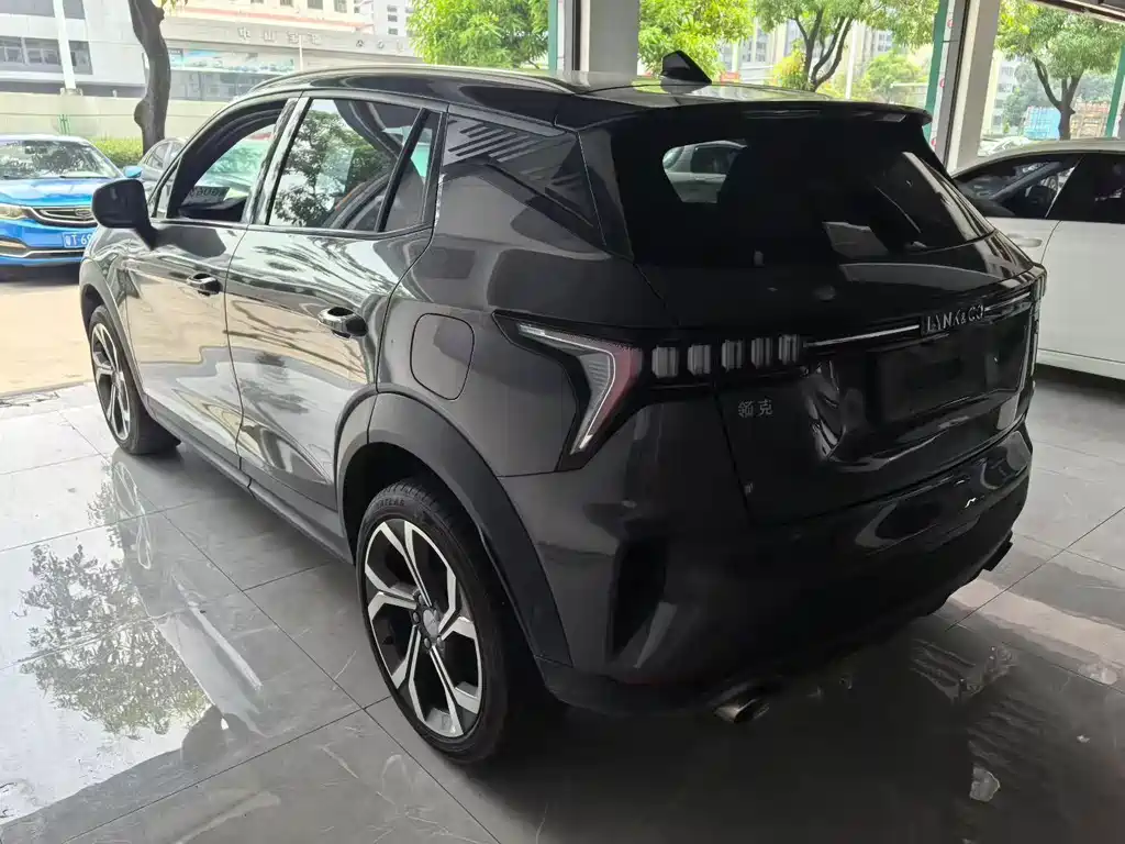 Lynk & Co 06 — миниатюра 5