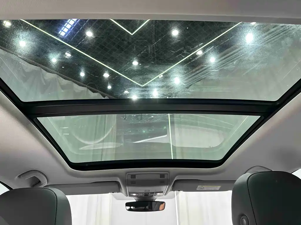Volkswagen Sagitar — миниатюра 14