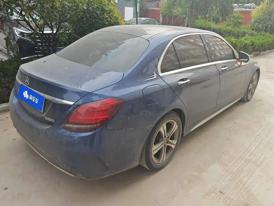 Mercedes-Benz C-Class — миниатюра 3