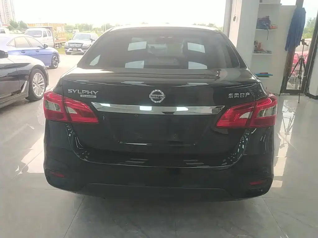 Nissan Sylphy — миниатюра 6