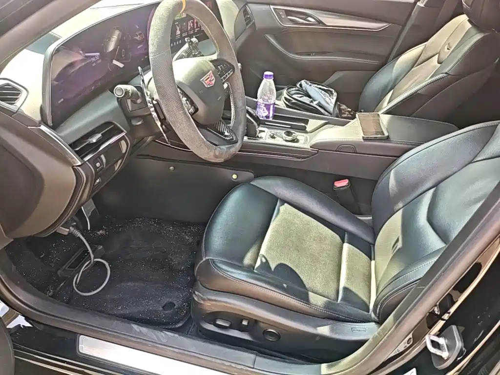 Cadillac CT5 — миниатюра 15