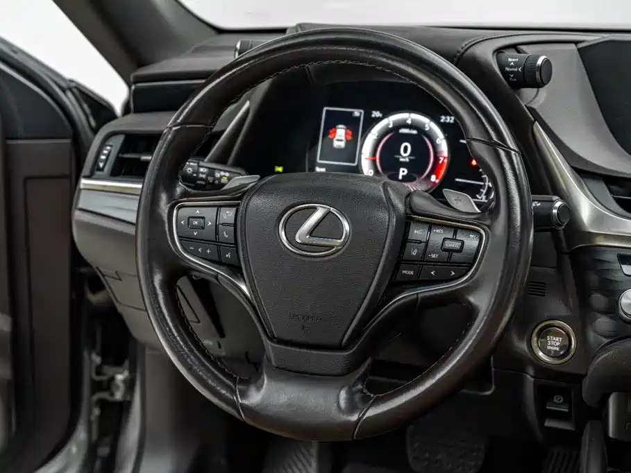 Lexus ES — миниатюра 29