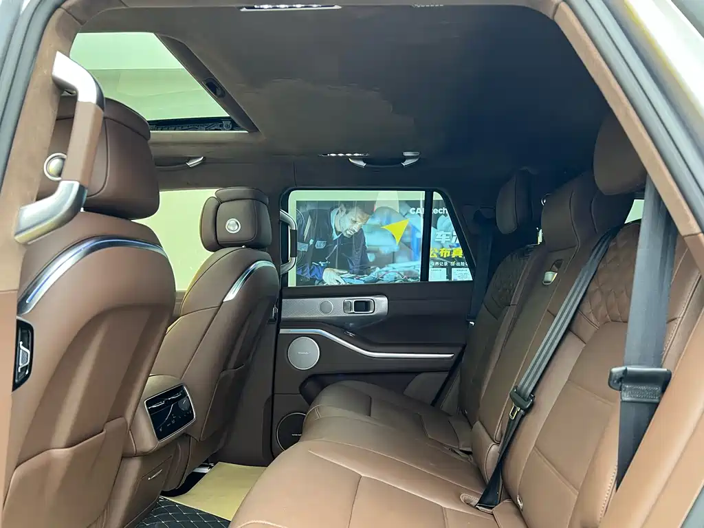 TANK TANK 700 NEW ENERGY